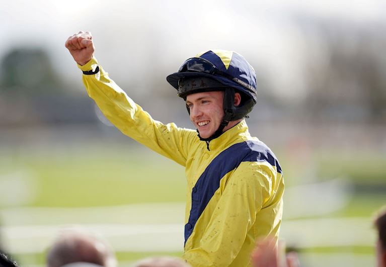 The Michael O’Sullivan Supreme Novices’ Hurdle (1).jpg