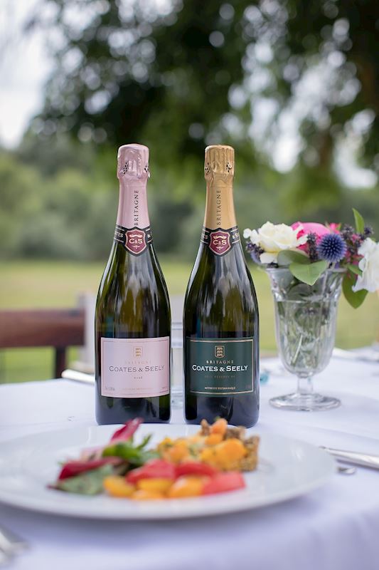 DISCOVER YOUR NEW FAVOURITE FIZZ